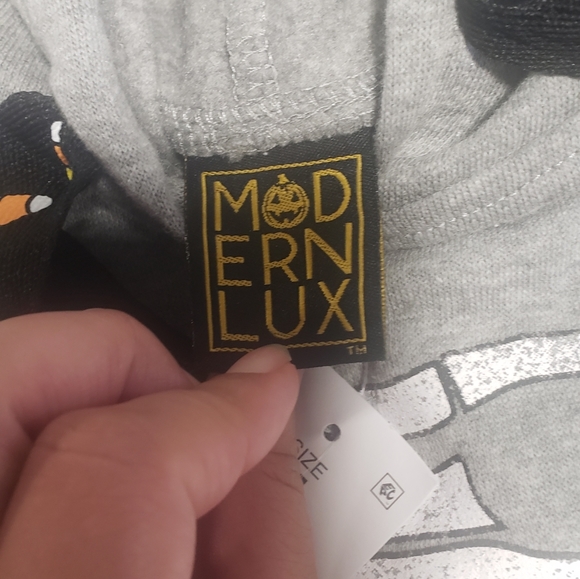 Candycorn sweater - Picture 5 of 9